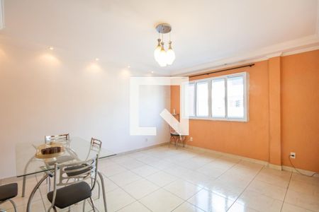 Sala de casa à venda com 3 quartos, 107m² em Jardim Primeiro de Maio (chacara Fazendinha), Osasco