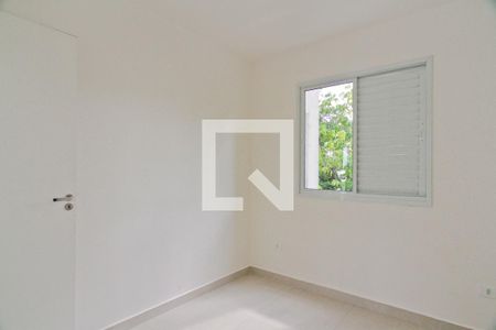 Quarto 2 de apartamento para alugar com 2 quartos, 48m² em Vila Santa Edwiges, São Paulo