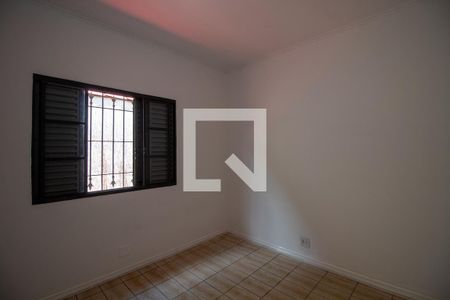 Quarto 2 de casa à venda com 2 quartos, 140m² em Caxingui, São Paulo