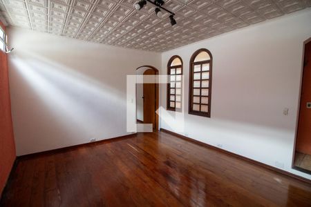 Quarto 2 de casa para alugar com 2 quartos, 200m² em Caxingui, São Paulo