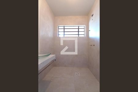 Casa à venda com 149m², 4 quartos e 2 vagas Casa à venda com 149m², 4 quartos e 2 vagasBanheiro da Suíte