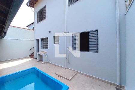 Casa à venda com 149m², 4 quartos e 2 vagas Casa à venda com 149m², 4 quartos e 2 vagasFachada da Edícula