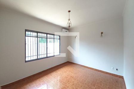 Sala de casa à venda com 4 quartos, 149m² em Jardim Eulina, Campinas