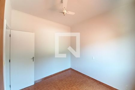 Casa à venda com 149m², 4 quartos e 2 vagas Casa à venda com 149m², 4 quartos e 2 vagasQuarto 2