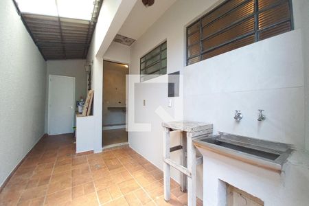 Casa à venda com 149m², 4 quartos e 2 vagas Casa à venda com 149m², 4 quartos e 2 vagasÁrea de Serviço