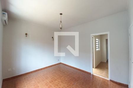 Sala de casa à venda com 4 quartos, 149m² em Jardim Eulina, Campinas