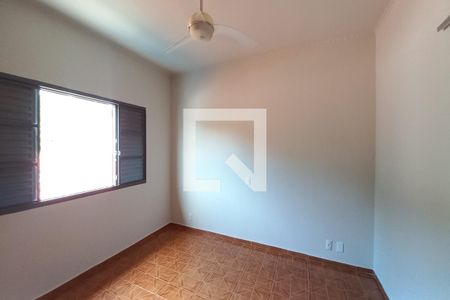 Casa à venda com 149m², 4 quartos e 2 vagas Casa à venda com 149m², 4 quartos e 2 vagasQuarto 3 - Suíte