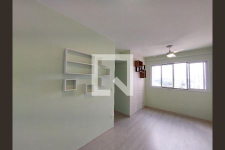 Sala de apartamento para alugar com 3 quartos, 58m² em Socorro, São Paulo