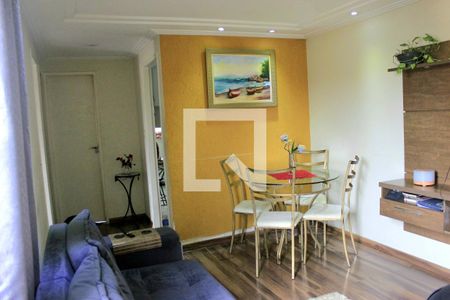 Sala de apartamento para alugar com 2 quartos, 47m² em Jardim Maria Dirce, Guarulhos