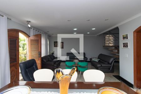 Sala de casa à venda com 4 quartos, 280m² em Vila Leonor, São Paulo