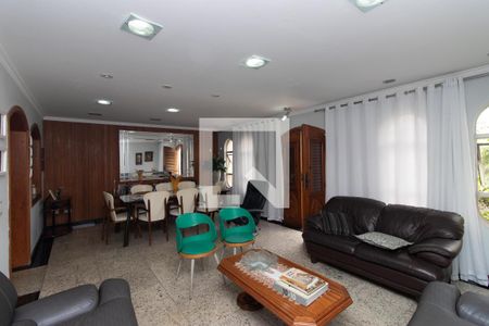 Sala de casa à venda com 4 quartos, 280m² em Vila Leonor, São Paulo