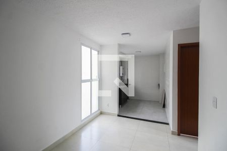 Sala de apartamento para alugar com 2 quartos, 42m² em Jardim Alvorada, Nova Iguaçu