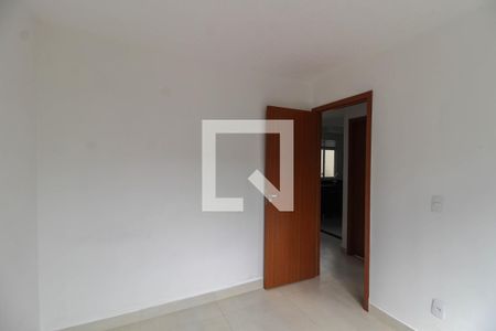 Quarto 1 de apartamento para alugar com 2 quartos, 42m² em Jardim Alvorada, Nova Iguaçu