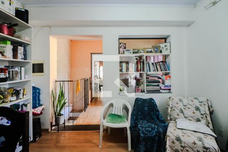 Escritório de casa à venda com 3 quartos, 120m² em Bom Jesus, Porto Alegre