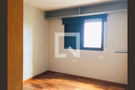 Apartamento à venda com 3 quartos, 157m² em Vila Nova Conceição, São Paulo