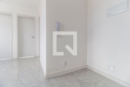 Sala  de apartamento para alugar com 2 quartos, 40m² em Vila da Oportunidade, Carapicuíba