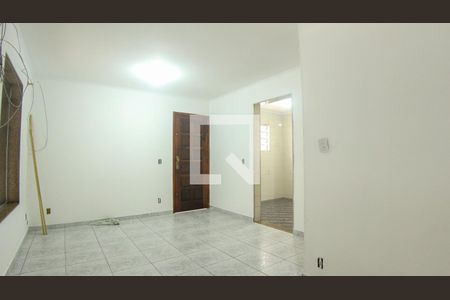 Sala de casa à venda com 3 quartos, 140m² em Parque Residencial Oratorio, São Paulo