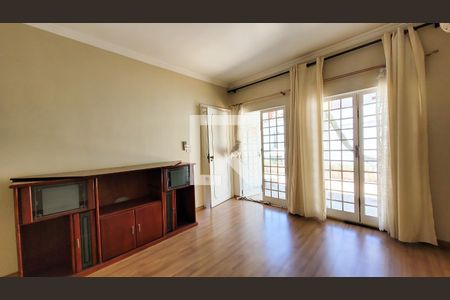 Sala de TV de casa para alugar com 3 quartos, 250m² em Jardim Sao Carlos, Campinas