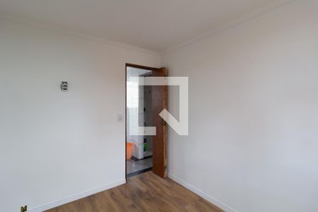 Quarto 2 de apartamento à venda com 3 quartos, 58m² em Conjunto Residencial José Bonifácio, São Paulo