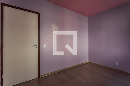 Quarto 2 de apartamento para alugar com 2 quartos, 50m² em Rubem Berta, Porto Alegre