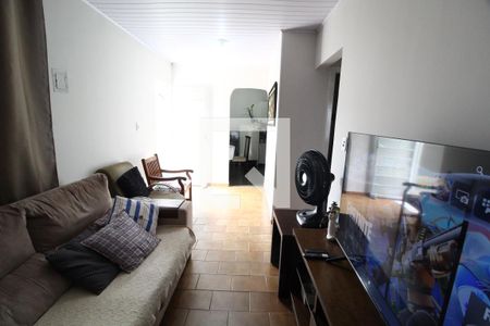 Sala de casa para alugar com 2 quartos, 150m² em Jardim das Palmeiras, Uberlândia