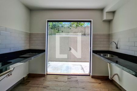 Sala / Cozinha de apartamento para alugar com 1 quarto, 40m² em Mirandópolis, São Paulo