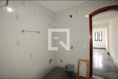 Banheiro da Sala de casa para alugar com 2 quartos, 150m² em Bento Ribeiro, Rio de Janeiro