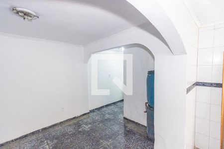 Sala de casa para alugar com 2 quartos, 150m² em Bento Ribeiro, Rio de Janeiro