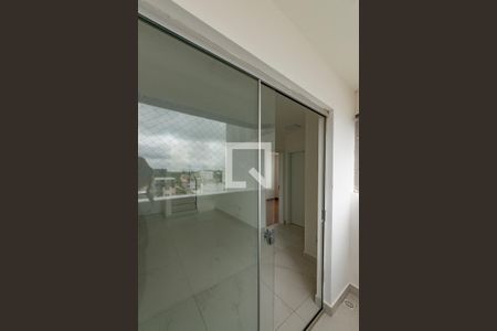 Varanda da Sala de apartamento para alugar com 2 quartos, 113m² em Cabral, Contagem