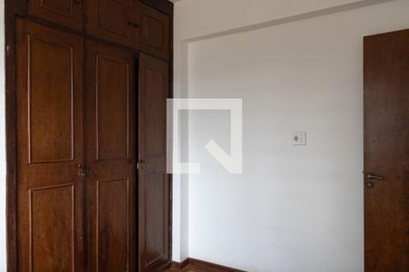 Quarto 1 de apartamento para alugar com 3 quartos, 76m² em Jardim America, Belo Horizonte