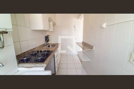 Apartamento à venda com 56m², 2 quartos e 1 vaga Apartamento à venda com 56m², 2 quartos e 1 vagaCozinha