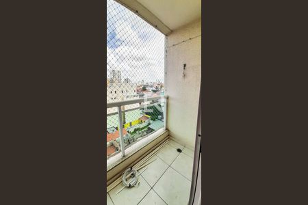 Sacada de apartamento para alugar com 2 quartos, 56m² em Km 18, Osasco