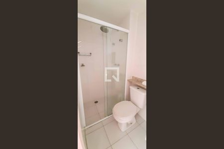 Apartamento à venda com 56m², 2 quartos e 1 vaga Apartamento à venda com 56m², 2 quartos e 1 vagaBanheiro Social