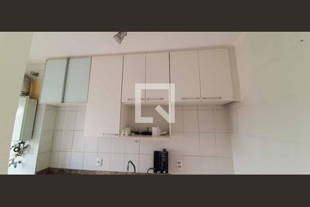 Apartamento à venda com 56m², 2 quartos e 1 vaga Apartamento à venda com 56m², 2 quartos e 1 vagaCozinha