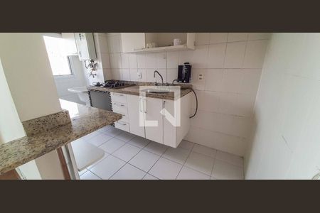 Apartamento à venda com 56m², 2 quartos e 1 vaga Apartamento à venda com 56m², 2 quartos e 1 vagaCozinha