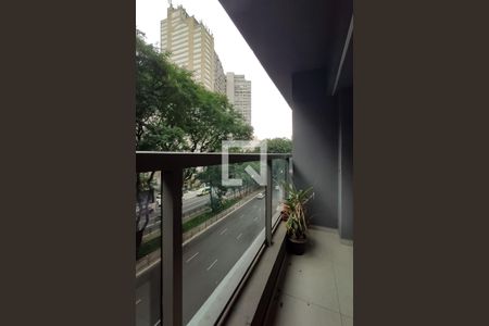 Studio para alugar com 40m², 1 quarto e sem vaga Studio para alugar com 40m², 1 quarto e sem vagaVaranda