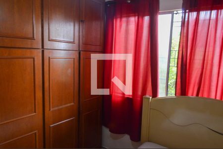 Quarto 1 de casa de condomínio para alugar com 6 quartos, 230m² em Taquara, Rio de Janeiro