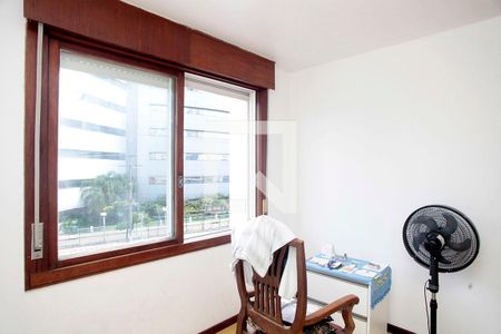 Quarto 2 de apartamento para alugar com 3 quartos, 105m² em Petrópolis, Porto Alegre