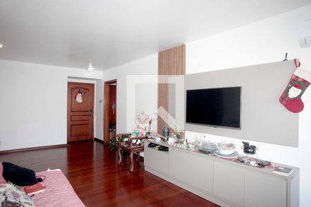 Sala de apartamento para alugar com 3 quartos, 105m² em Petrópolis, Porto Alegre