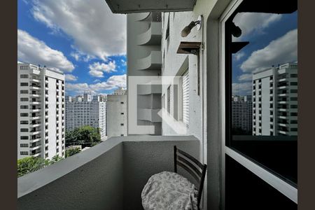 Sacada de apartamento à venda com 3 quartos, 83m² em Campo Belo, São Paulo