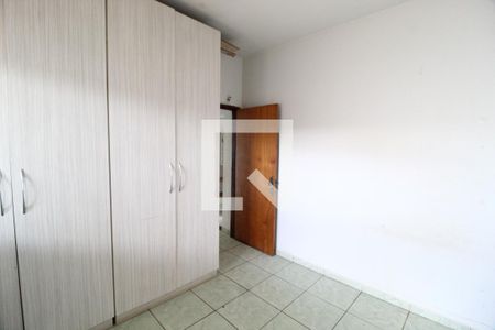 Quarto 2 de casa para alugar com 2 quartos, 150m² em Jardim das Palmeiras, Uberlândia