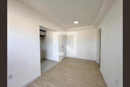 Sala de apartamento para alugar com 2 quartos, 60m² em Jardim Colonia, Jundiaí