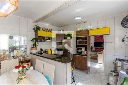 Casa à venda com 90m², 2 quartos e sem vaga Casa à venda com 90m², 2 quartos e sem vagaCozinha