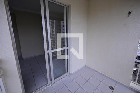 Varanda de apartamento para alugar com 3 quartos, 65m² em Setor Bela Vista, Goiânia