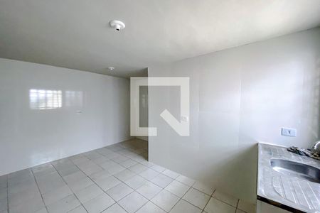 Cozinha de casa para alugar com 1 quarto, 25m² em Quarta Parada, São Paulo