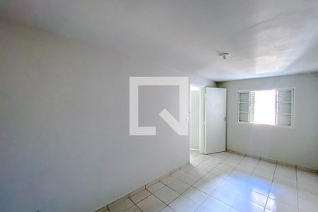 Sala/Quarto de casa para alugar com 1 quarto, 25m² em Quarta Parada, São Paulo