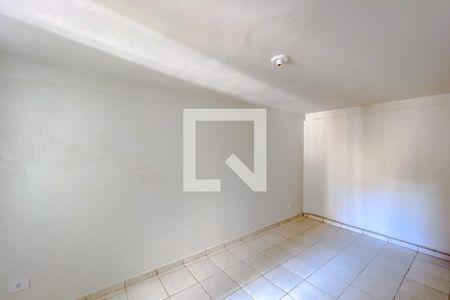 Sala/Quarto de casa para alugar com 1 quarto, 25m² em Quarta Parada, São Paulo