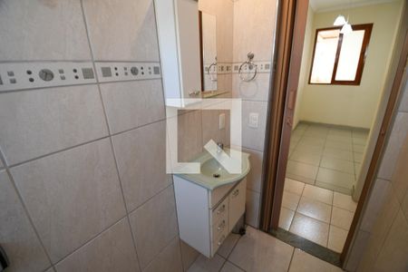 Banheiro de apartamento à venda com 1 quarto, 43m² em Vila Itapura, Campinas