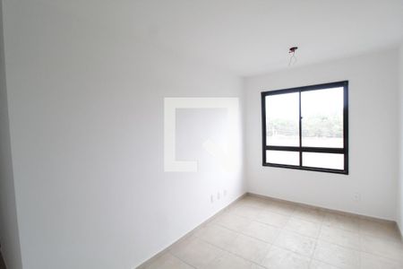 Sala de apartamento para alugar com 2 quartos, 48m² em Santa Mônica, Uberlândia