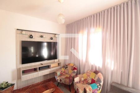 Sala de casa à venda com 2 quartos, 200m² em Jardim Guanabara, Belo Horizonte